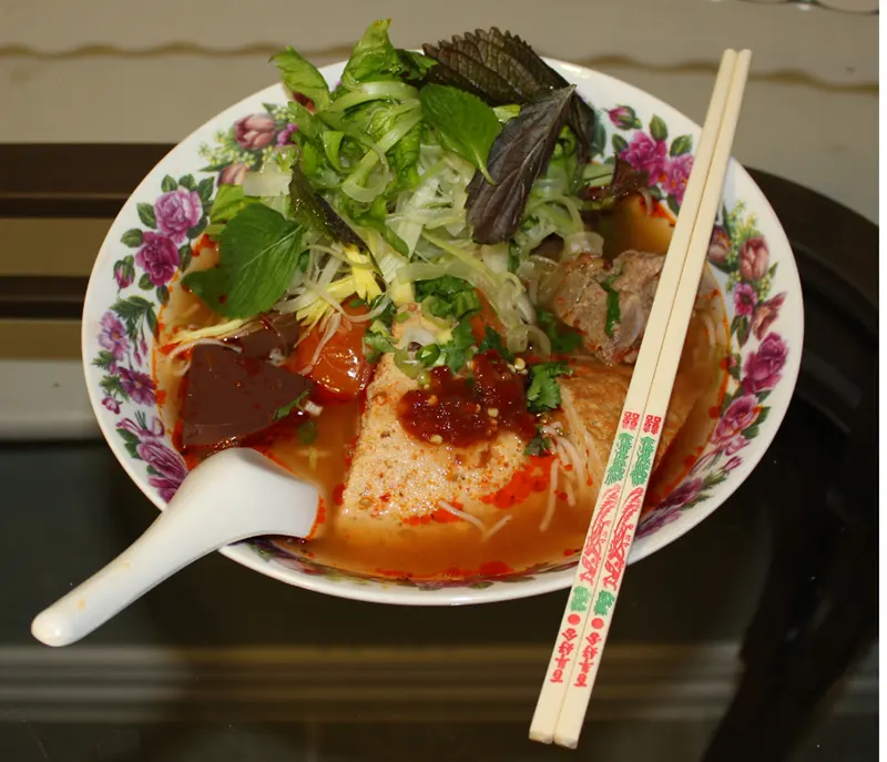 Bún riêu Tú Điền