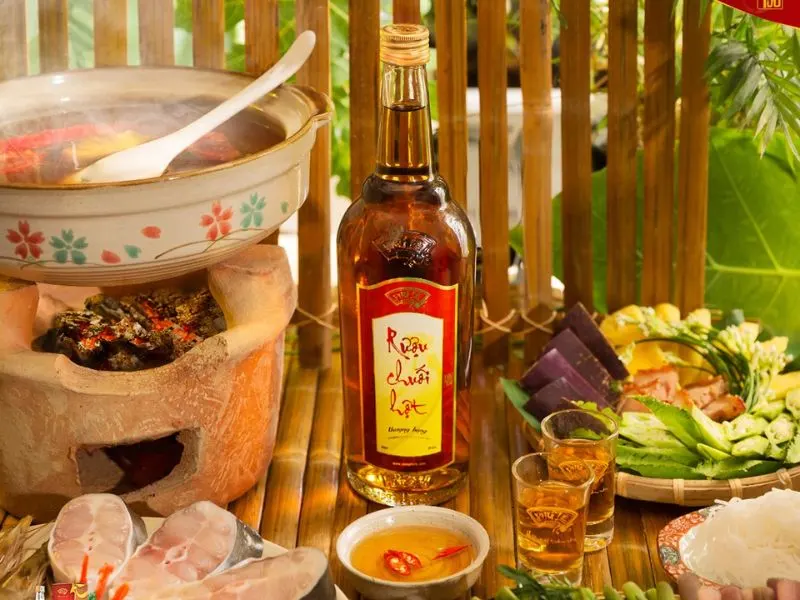 Rượu chuối hột Phú Lễ